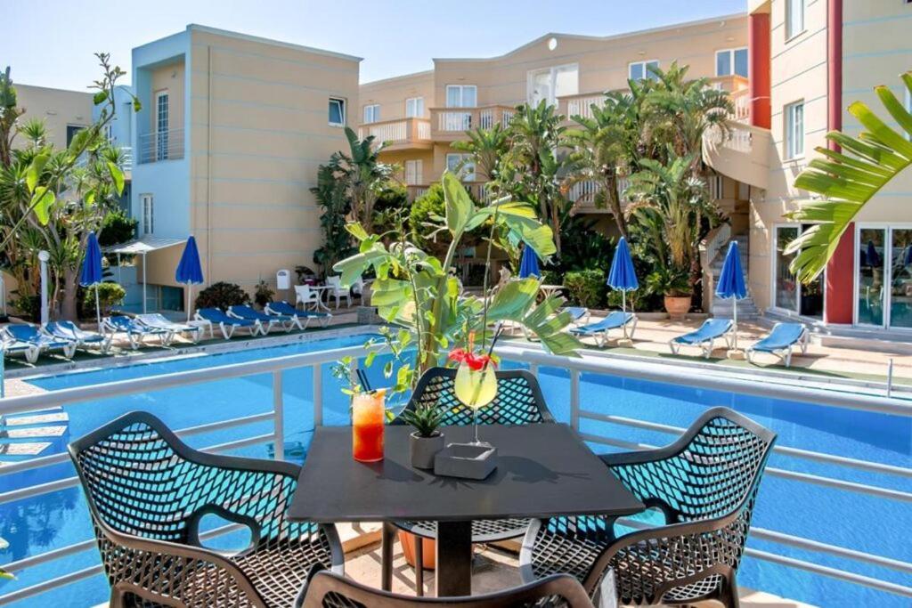 Futura Apartments Chania  Екстер'єр фото
